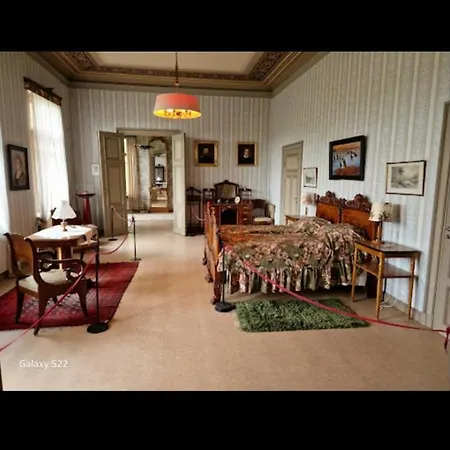 Malmgard Linna Guesthouset *