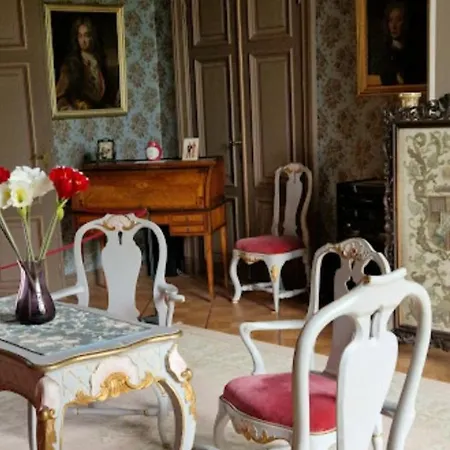 Malmgard Linna Guest house *